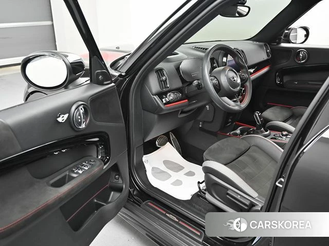 Mini Cooper S Countryman 2020 Черный из Кореи, фото 2