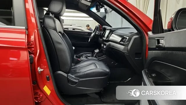 Ssangyong Rexton Sports 2021 Красный из Кореи, фото 2