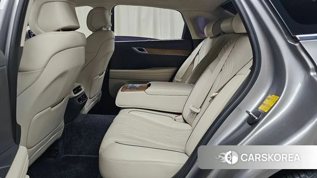 Genesis G80 (RG3) 2022 Серебряный из Кореи, фото 2
