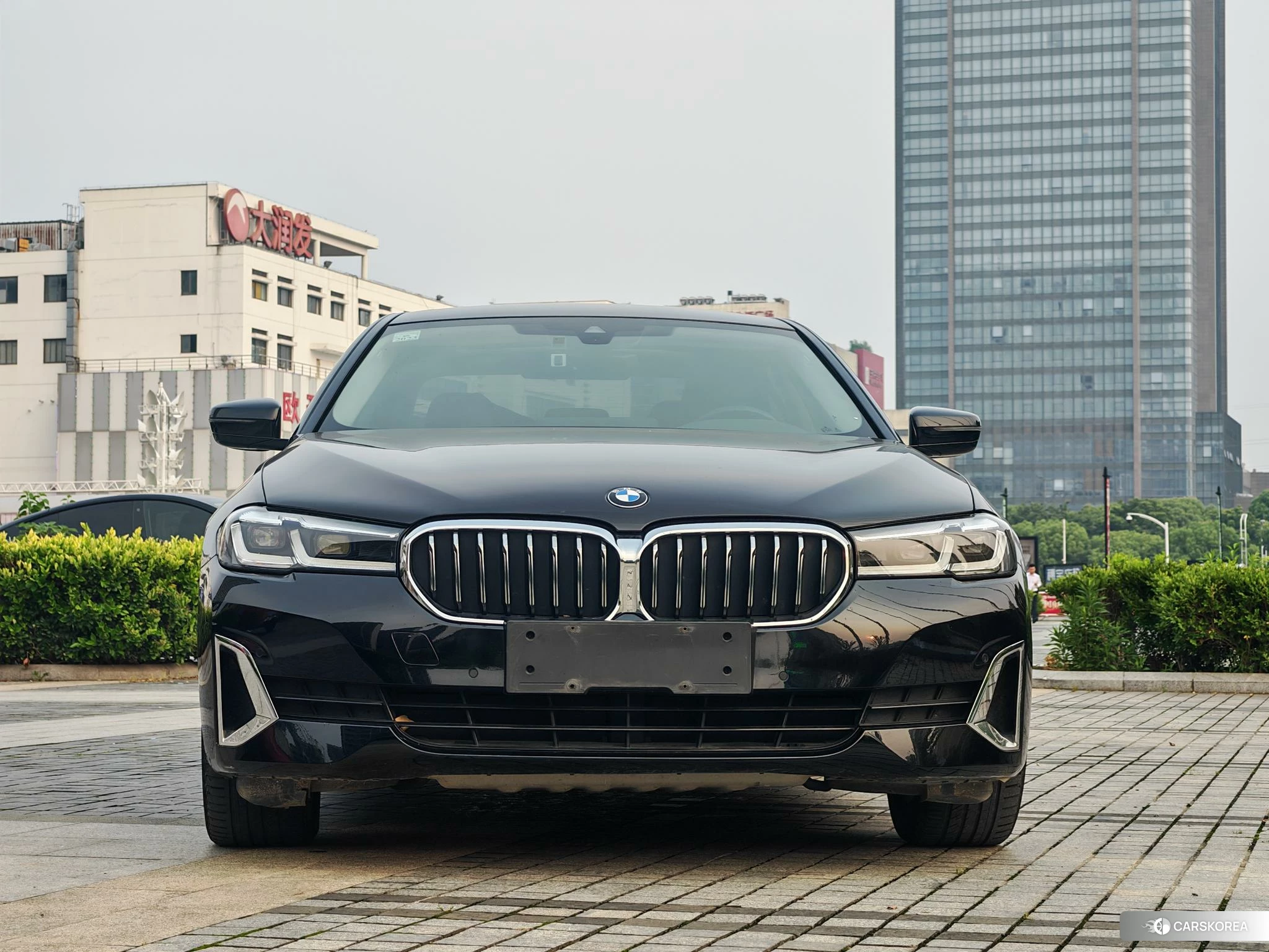 BMW 5 series PHEV 2020 Черный из Китая, фото 2