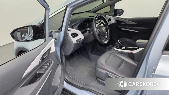 Chevrolet (GM Daewoo) Bolt EV 2018 Светло-серебряный цвет из Кореи, фото 2