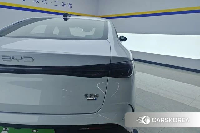 BYD Seal 06DM 2025 Белый из Китая, фото 2