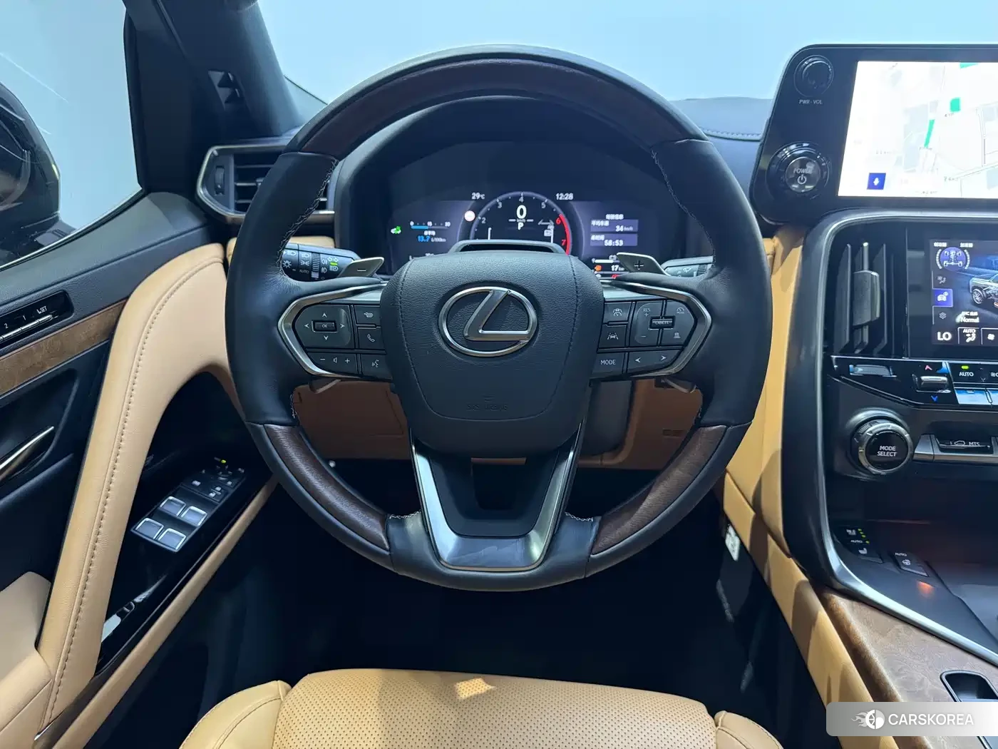Lexus LX 2025 Черный из Китая, фото 2