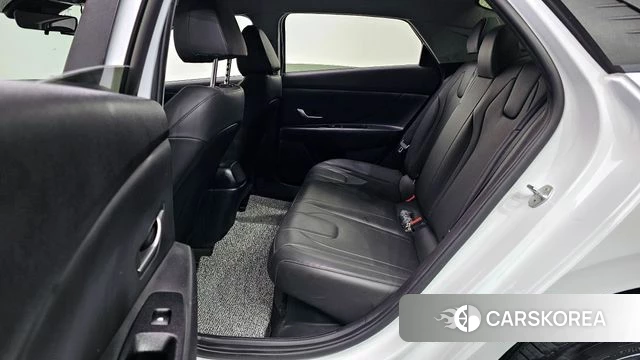 Hyundai Avante Hybrid (CN7) 2022 Белый из Кореи, фото 2