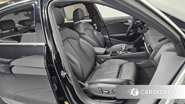 Audi A4 (B9) 2020 Черный из Кореи, фото 2