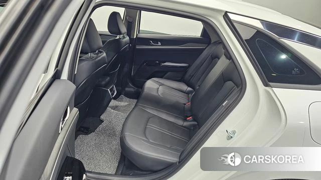 Kia The New K5 Hybrid 3rd generation 2024 Белый из Кореи, фото 2