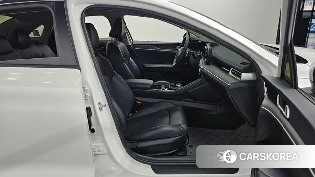Kia K5 3rd generation 2021 Белый из Кореи, фото 2
