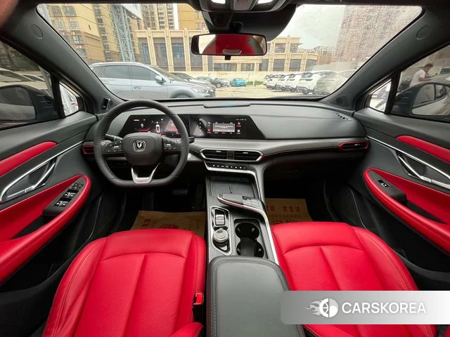 Chang'an UNI-T 2021 Серебристо-серый из Китая, фото 2