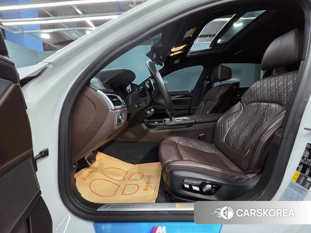 BMW 7 Series (G11) 2020 Белый из Кореи, фото 2