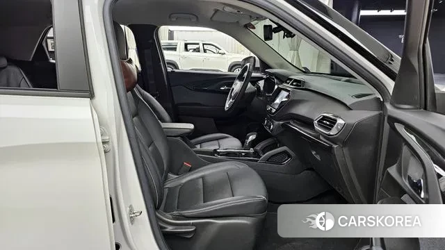 Chevrolet (GM Daewoo) Trailblazer 2022 Белый из Кореи, фото 2