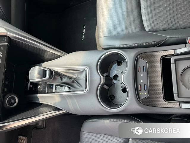 Toyota Weisha 2023 Серебристо-серый из Китая, фото 2