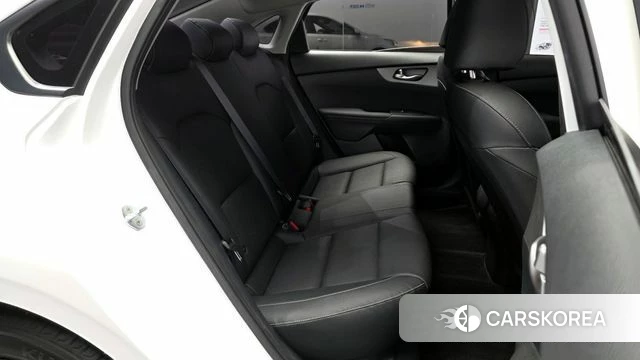 Kia Come New K3 2021 Белый из Кореи, фото 2