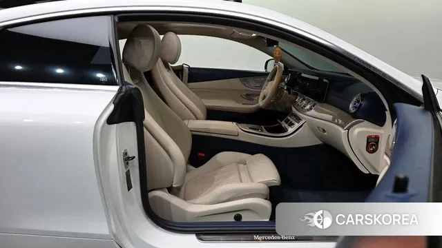 Mercedes-Benz E-Class W213 2021 Белый из Кореи, фото 2