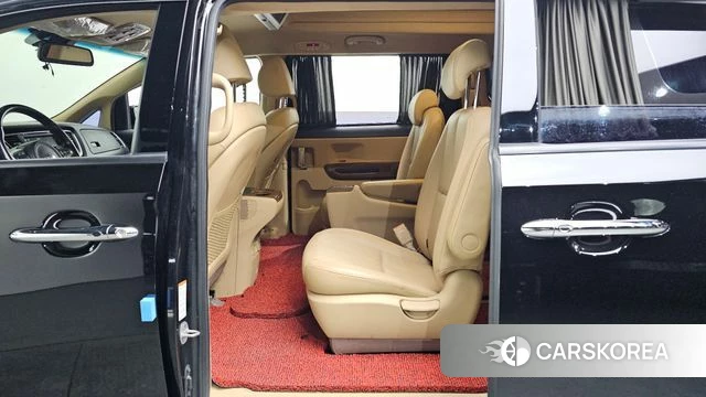 Kia All New Carnival 2018 Черный из Кореи, фото 2