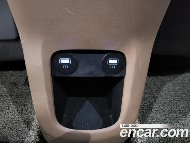 Hyundai Ionic 5 2021 Серебристо-серый из Кореи, фото 2