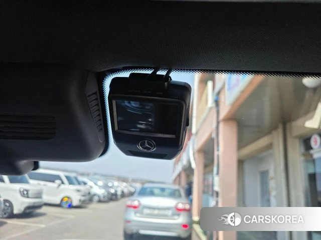 Mercedes-Benz GLC-Class X253 2019 Белый из Кореи, фото 2