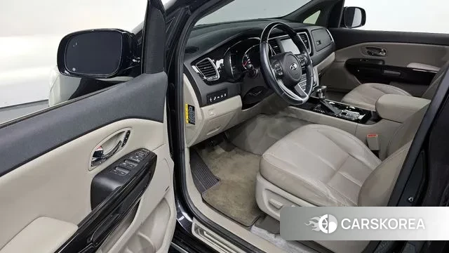 Kia The New Carnival 2018 Серый из Кореи, фото 2