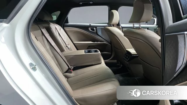 Kia K8 2022 Белый из Кореи, фото 2