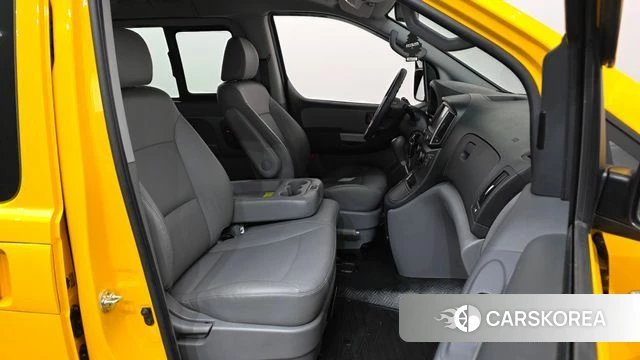 Hyundai The New Grand Starex 2021 Желтый из Кореи, фото 2