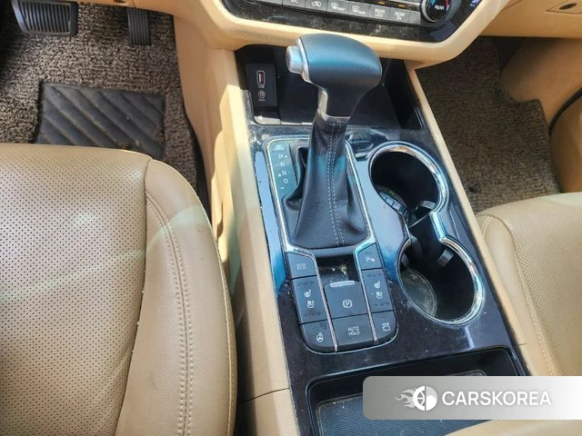 Kia The New Carnival 2018 Белый из Кореи, фото 2