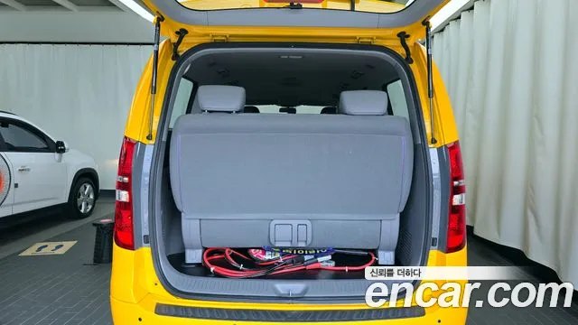 Hyundai The New Grand Starex 2018 Желтый из Кореи, фото 2