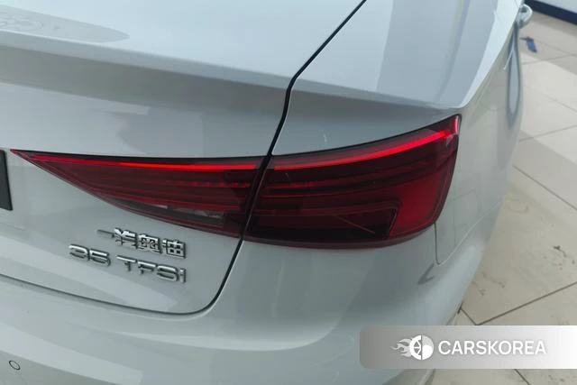 Audi A3 2021 Белый из Китая, фото 2