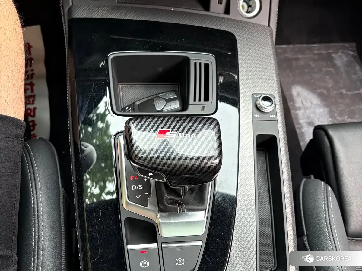 Audi Q5L 2024 Черный из Китая, фото 2
