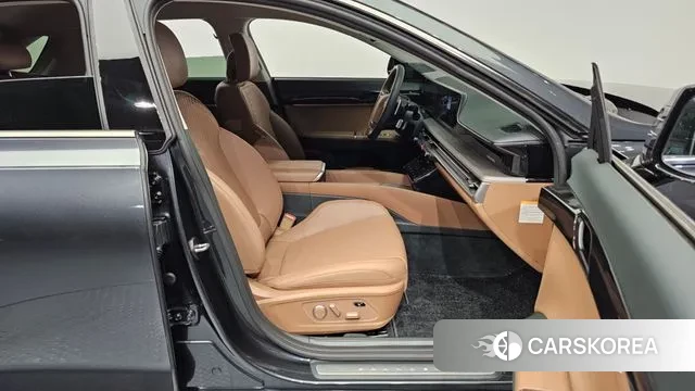 Hyundai Grandeur Hybrid (GN7) 2023 Серый из Кореи, фото 2