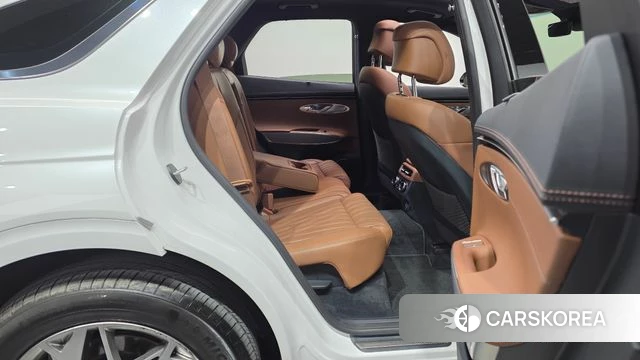 Genesis GV70 2022 Белый из Кореи, фото 2