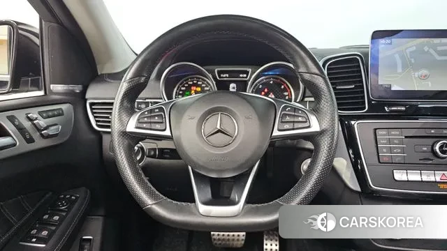 Mercedes-Benz GLE - Class W166 2018 Черный из Кореи, фото 2