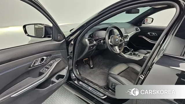 BMW 3 Series (G20) 2020 Черный из Кореи, фото 2