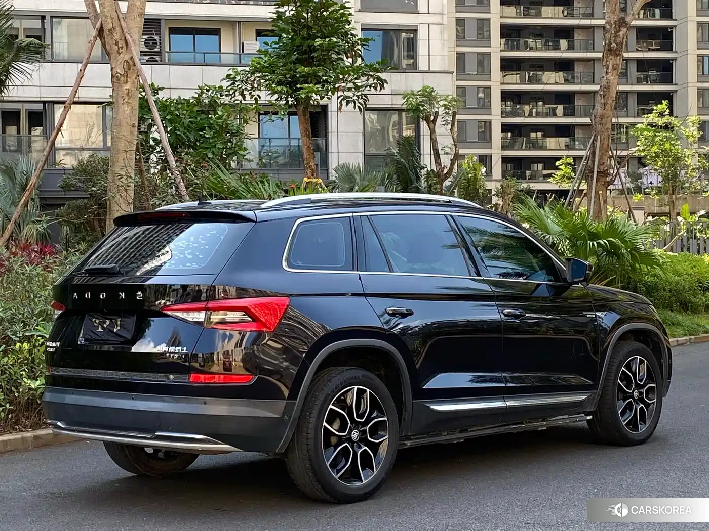 Skoda Kodiaq 2022 Черный из Китая, фото 2