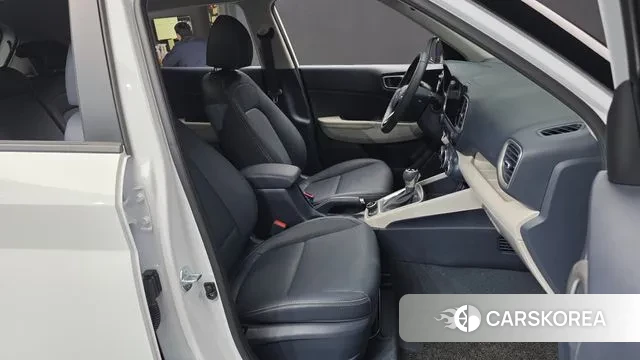 Hyundai Venue 2024 Белый из Кореи, фото 2