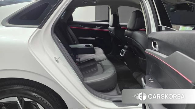 Kia The New K5 3rd generation 2024 Белый из Кореи, фото 2