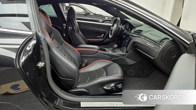 Maserati GranTurismo 2018 Черный из Кореи, фото 2