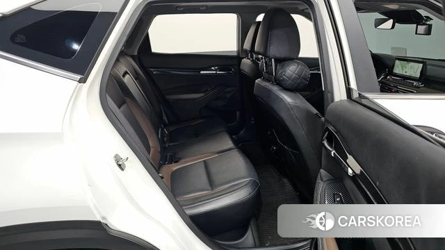 Kia Seltos 2022 Белый из Кореи, фото 2