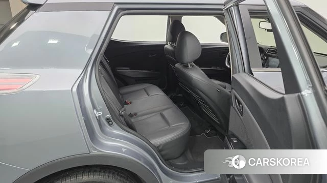 Ssangyong Berry New Tivoli 2020 Светло-серебряный цвет из Кореи, фото 2