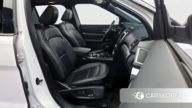 Ford Explorer 2018 Белый из Кореи, фото 2