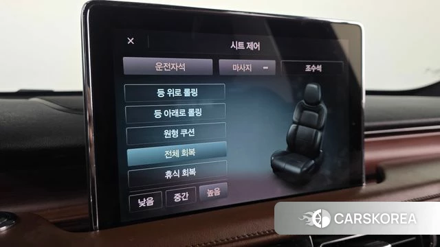 Lincoln Aviator 2nd generation 2021 Белый из Кореи, фото 2