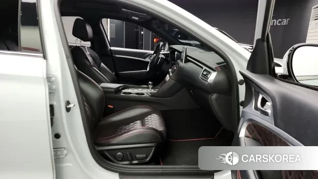 Genesis G70 2019 Серебристо-серый из Кореи, фото 2