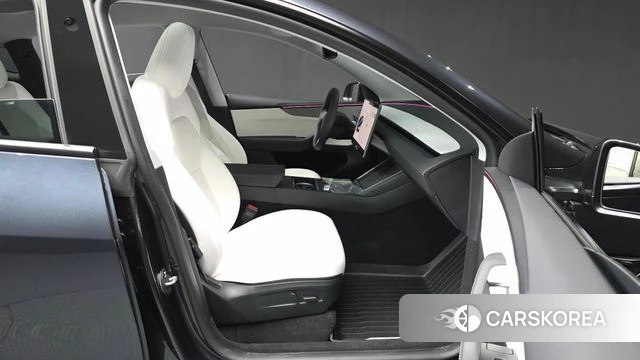 Tesla Model Y 2025 Серый из Кореи, фото 2