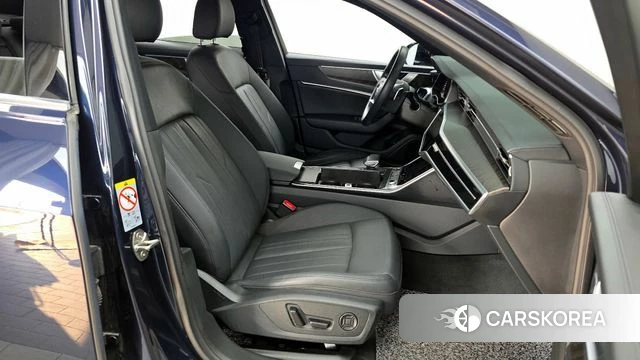 Audi A6 (C8) 2022 Синий из Кореи, фото 2