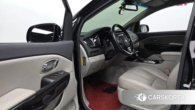 Kia The New Carnival 2019 Черный из Кореи, фото 2