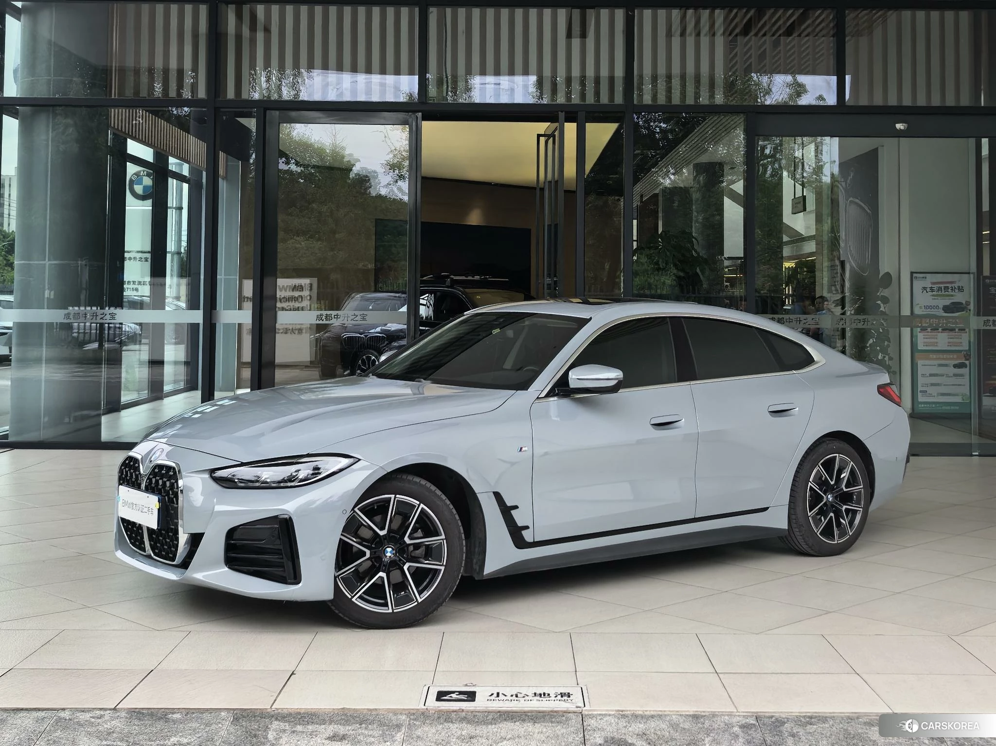 BMW 4 series 2021 Серебристо-серый из Китая, фото 2