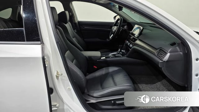 Honda Accord 10th Generation 2019 Белый из Кореи, фото 2