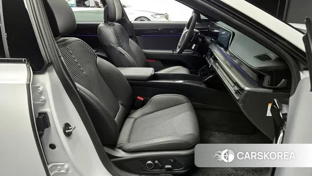 Hyundai Grandeur Hybrid (GN7) 2023 Белый из Кореи, фото 2