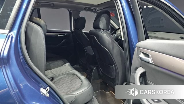 BMW X1 (F48) 2021 Синий из Кореи, фото 2