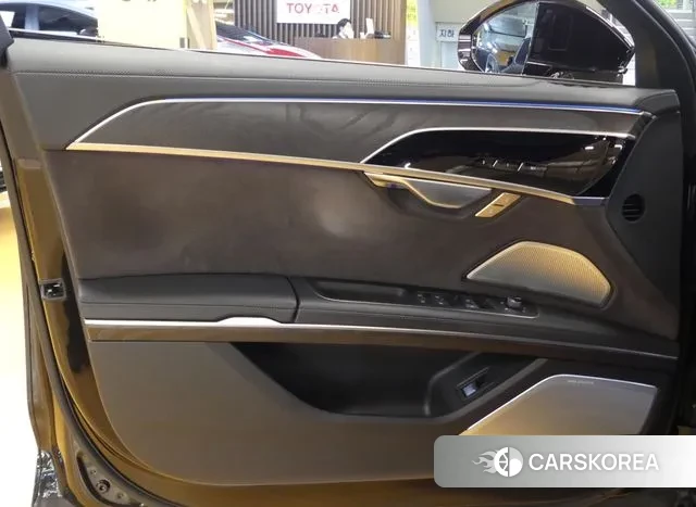 Audi A8 (D5) 2022 Черный из Кореи, фото 2