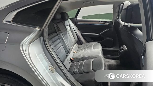 Volkswagen Arteon 2020 Серебристо-серый из Кореи, фото 2
