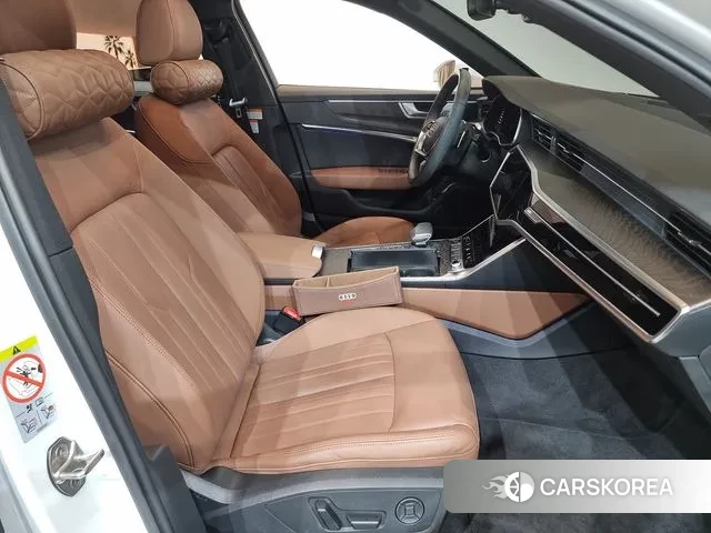 Audi A6 (C8) 2023 Белый из Кореи, фото 2